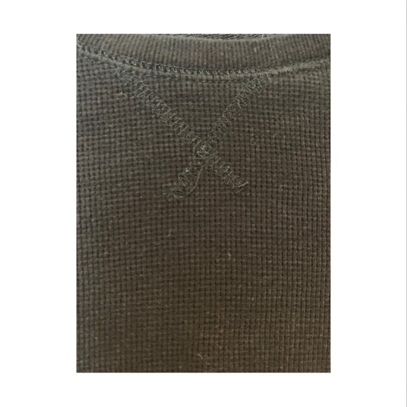 Aeropostale black long-sleeved shirt (XL) - Picture 2 of 5